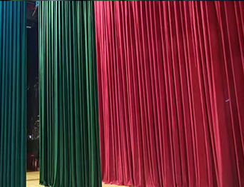 助力教育領(lǐng)域舞臺(tái)建設(shè)，推動(dòng)校園文化發(fā)展！星海中學(xué)報(bào)告廳舞臺(tái)阻燃幕布建設(shè)項(xiàng)目