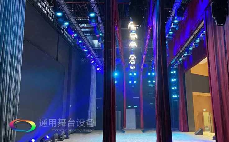 物聯(lián)網(wǎng)、集控等技術(shù)——有效解決舞臺(tái)阻燃幕布安全新方案之一