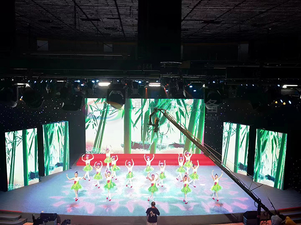 泰州通用舞臺(tái)設(shè)備拉幕機(jī)、舞臺(tái)吊桿 舞臺(tái)實(shí)景效果展示